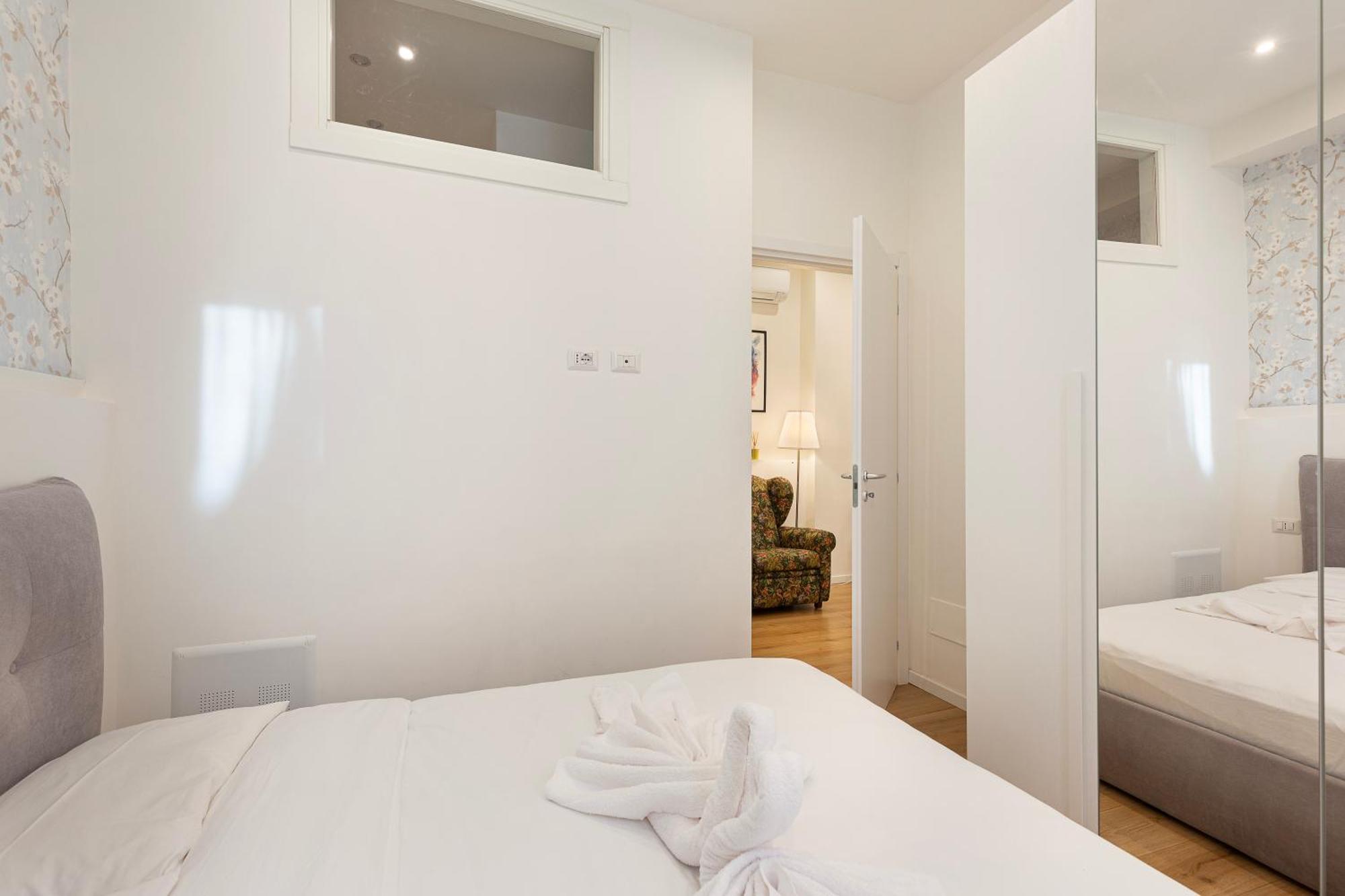 Appartement Graceful FlatWi-Fi & Peaceful! à Milan Extérieur photo